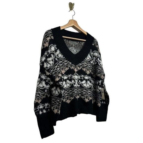 NWT ANTHROPOLOGIE Textured V-Neck Sweater Black XS - Picture 8 of 12